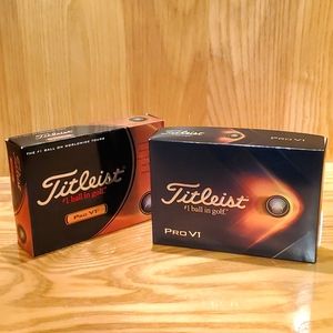 2 dozen Titleist Pro V1 golf balls NWT